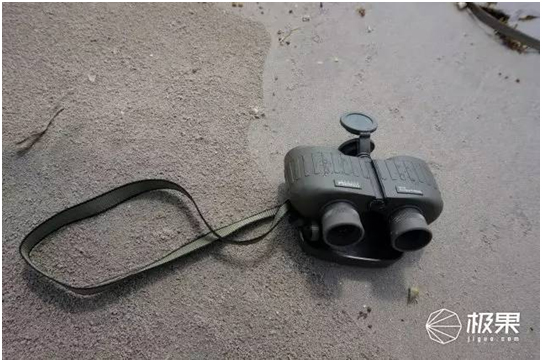 14927617132104121625.jpg 54.jpg