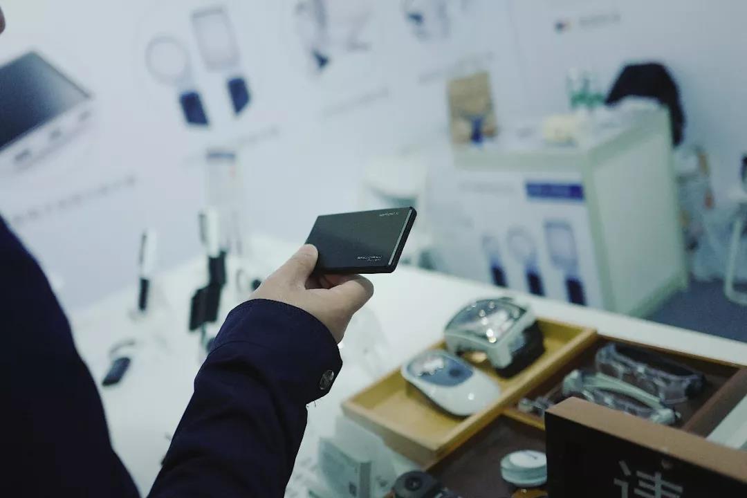 15552943281504684941.jpg 14.jpg