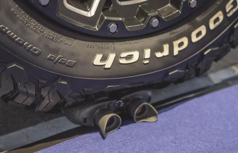 15634160101807373118.jpg 17.jpg